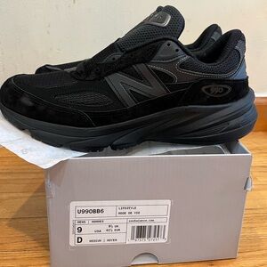 New Balance Made in USA 990v6 All black